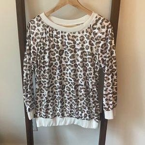 Large leopard long sleeve shirt